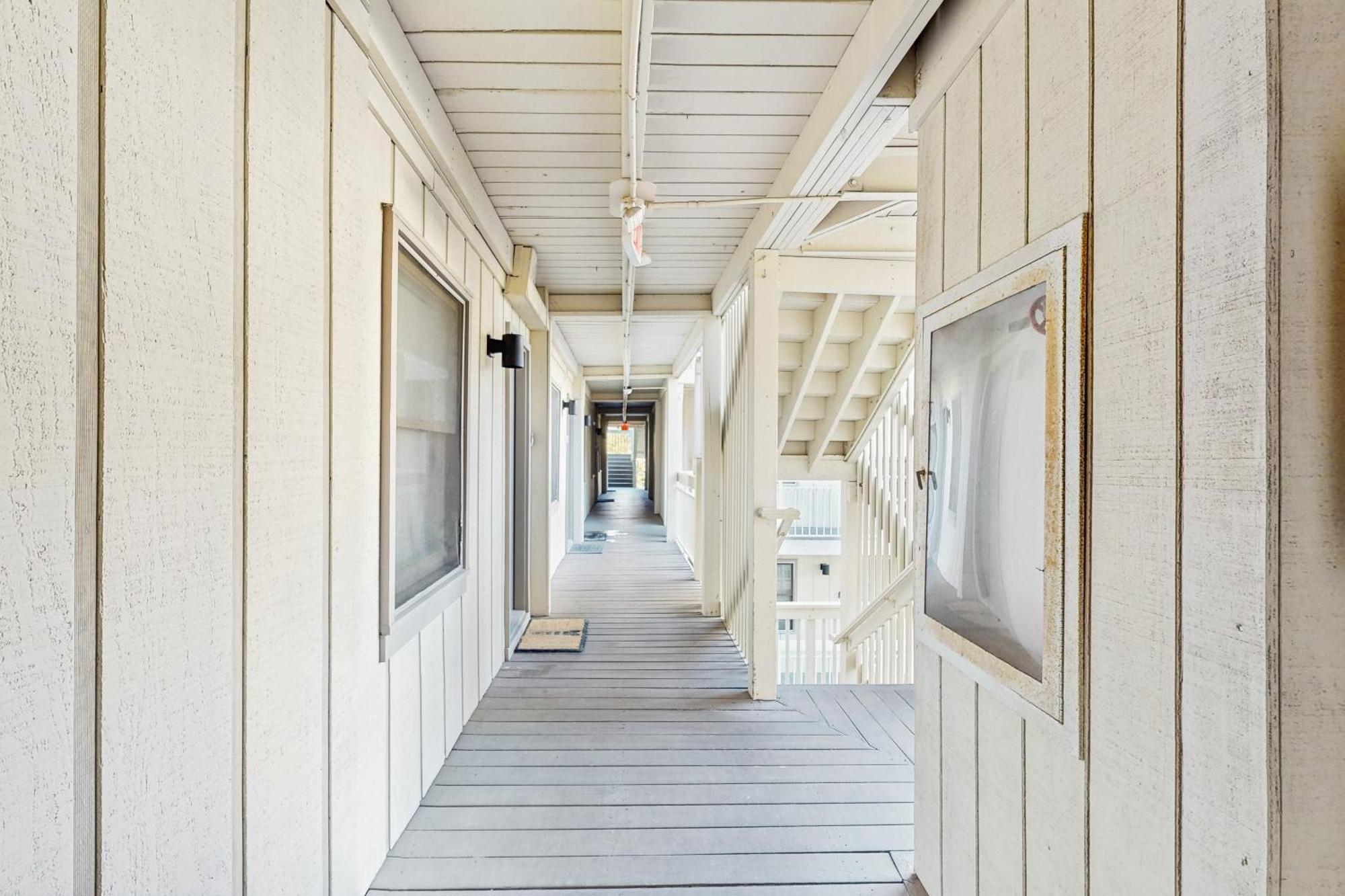Breakers 215 Apartment Hilton Head Island Exterior photo